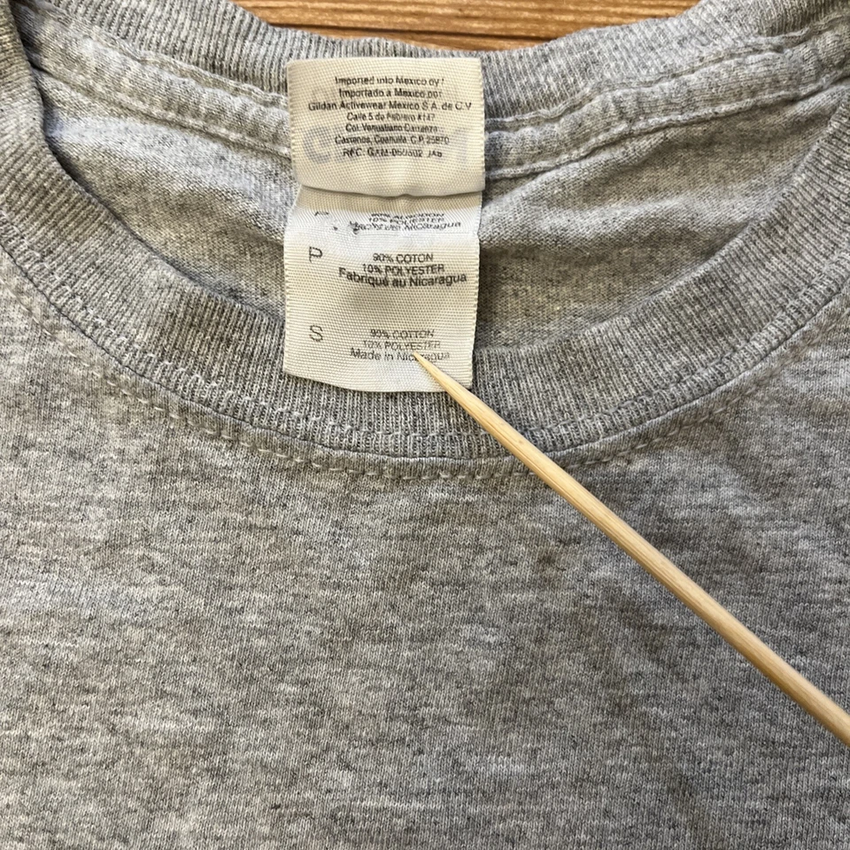 Vintage Loyola College TShirt Mens Size Small Gray Maryland University Greyhound - Image 4 of 4