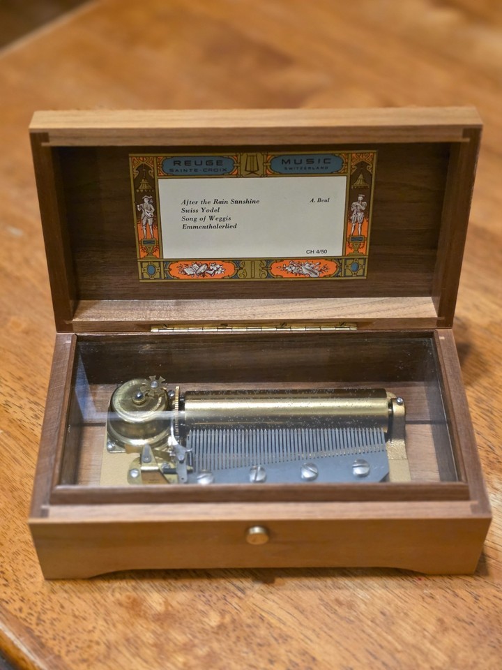 Vintage Reuge Sainte Croix Switzerland CH 4/50 50 Note 4 Tune Music Box Works
