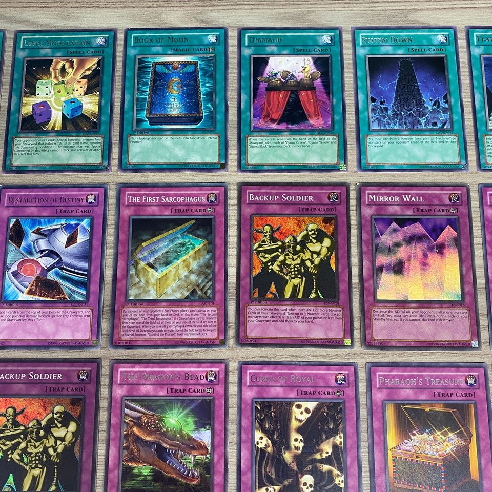 43 X YUGIOH! SPELL & MAGIC 1996 FOIL EMBOSSED CARDS TCG CARD GAME