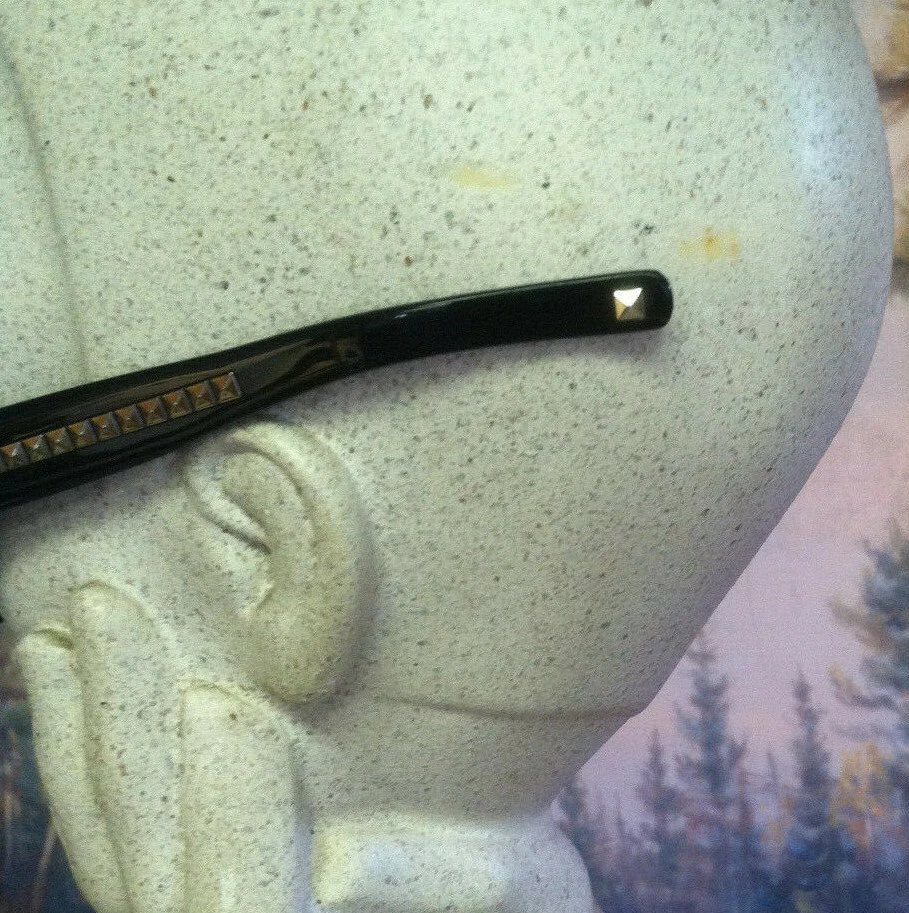 Gafas de sol Valentino 60 mm de plástico negro 5745/S con ribete plateado ancho Foto 3 de 4