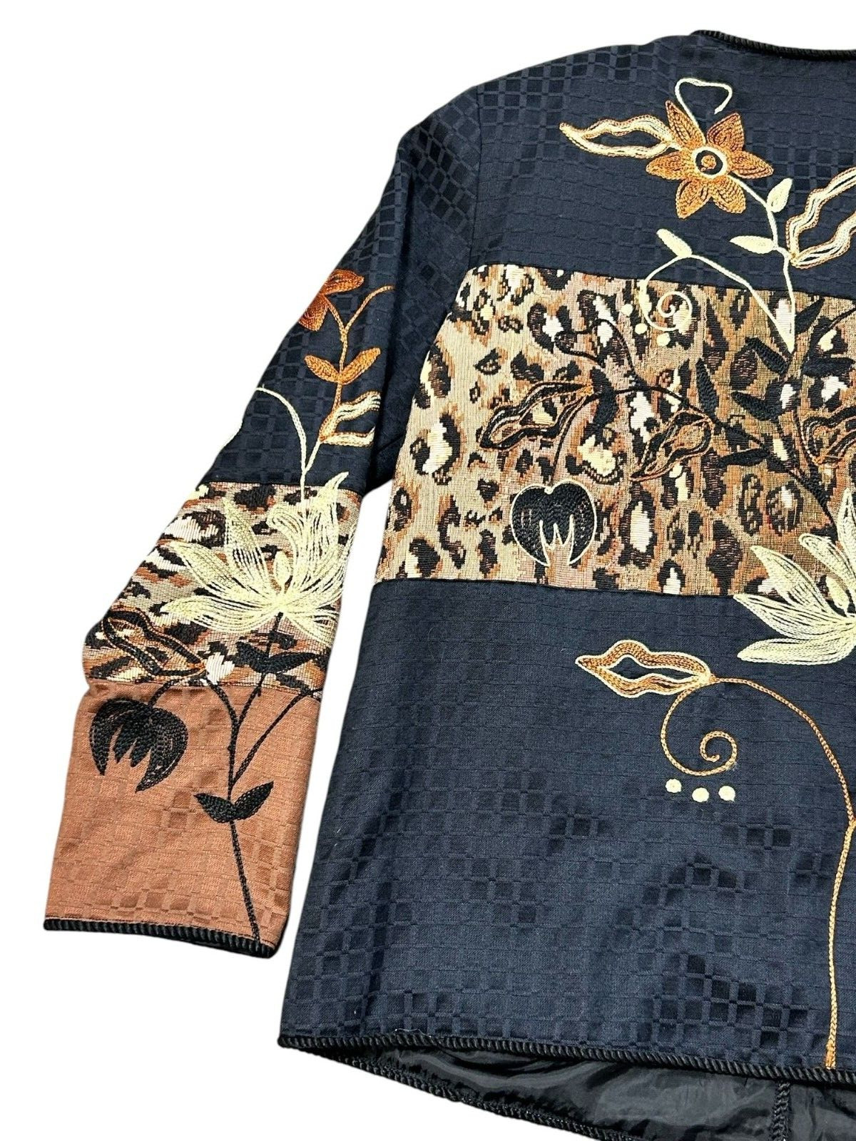VTG Embroidered Patchwork Floral Button Jacket Pe… - image 8