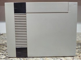 Nintendo NES-001 Console Controllers Zap Gun AC Adapter AV Cable 9 Games Tested!