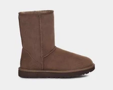 NIB UGG Women's Classic Short II Boots in Burnt Cedar