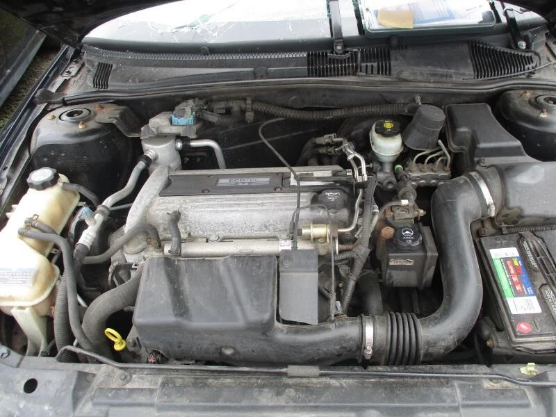 Used Fuel Injection Throttle Body fits: 2004 Chevrolet Cavalier Throttle Valve A Foto 3 de 4