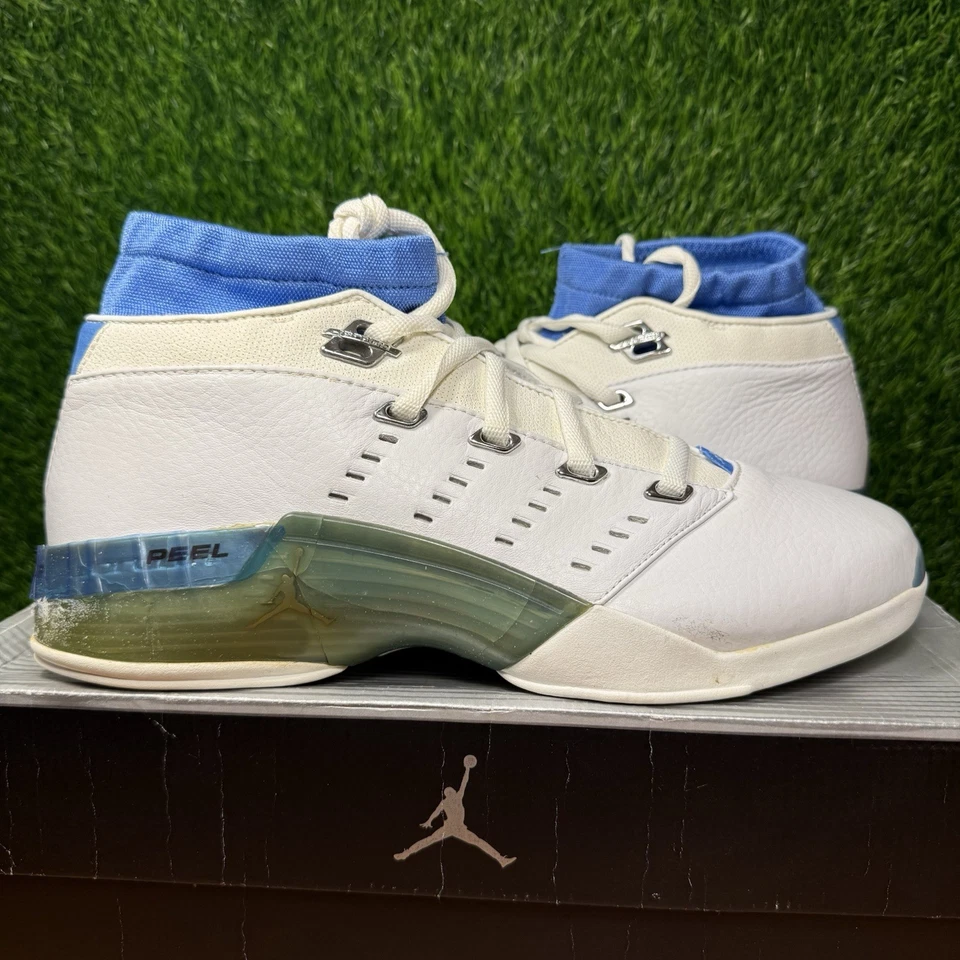 Zapatillas Air Jordan 17 OG Low UNC 2002 Blanco Azul Talla 10.5 con Caja 303891-141 Foto 2 de 4