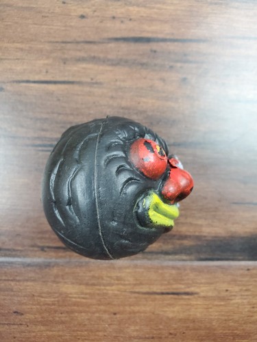 De colección Años 80 Mad Balls KO Taiwan NAMY 2"" Molde Soplado Plástico Horror Genial - Imagen 2 de 4