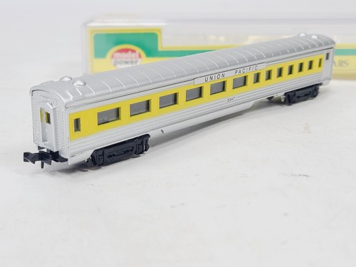 Coche de pasajeros modelo Power Union Pacific Streamline Coach #3031 | Zustand: Used