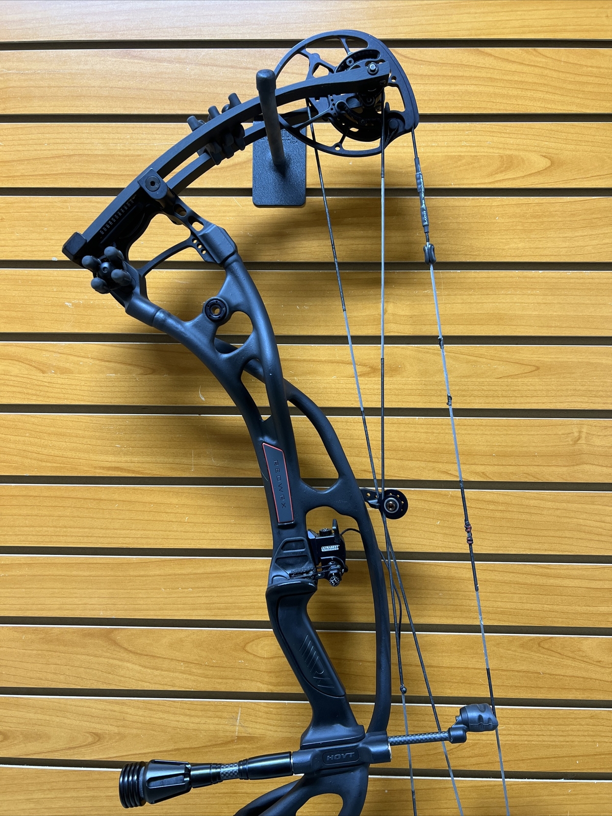 ホイット HOYT MATRIX ハンドル アーチェリー ホイット