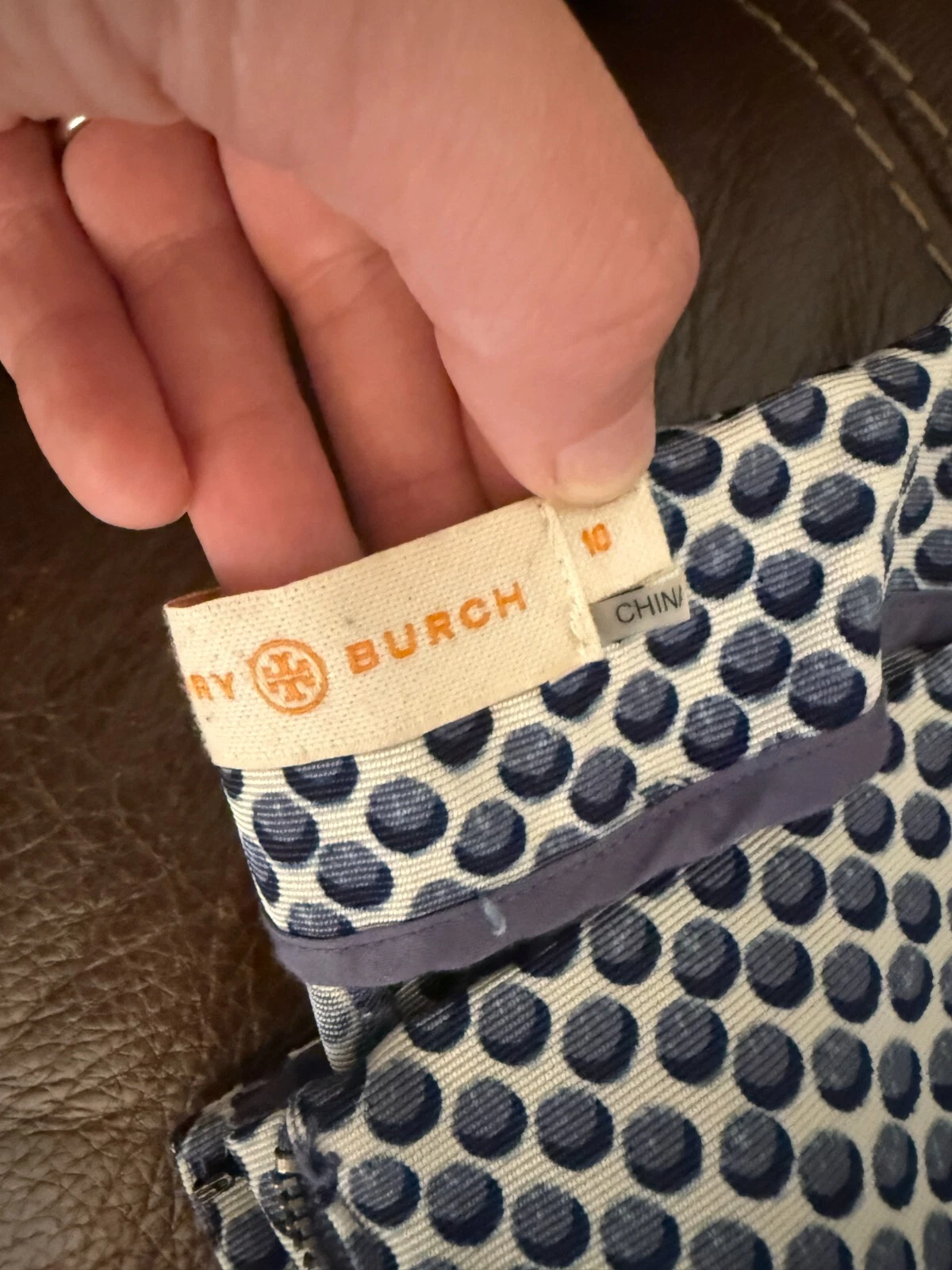 Pantaloni eleganti Tory Burch blu navy bianchi a pois pantaloni davanti piatto taglia 10