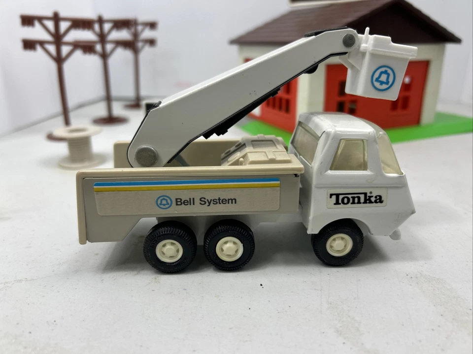 De colección Tonka Bell System Constructores Juego Camiones Postes Teléfono Caja Garaje 1979 Foto 4 de 4