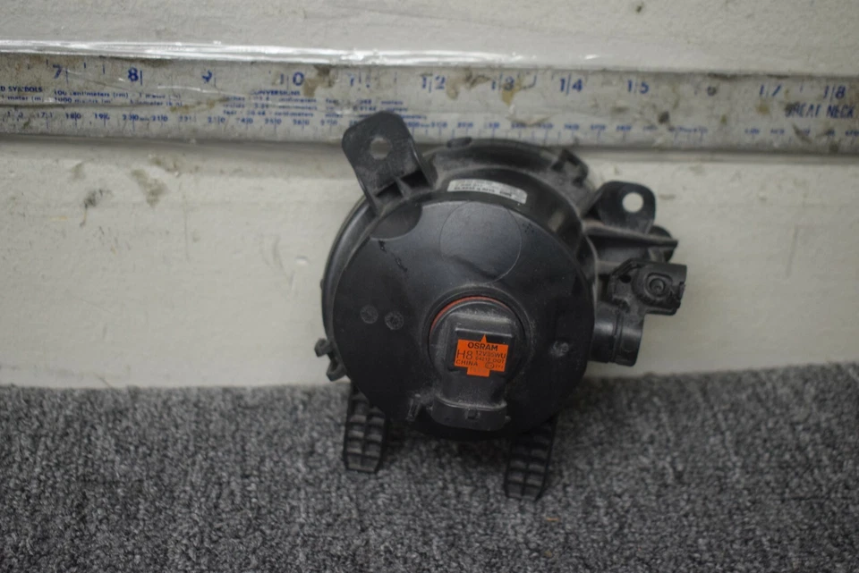 2015-2018 BMW M3 FOG LIGHT FACTORY OEM - Image 4 of 4