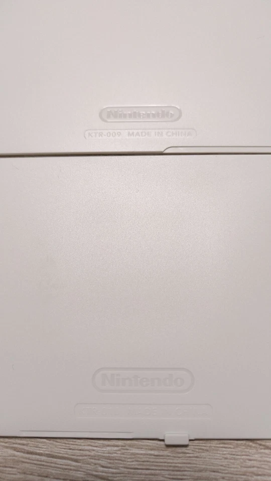 New Nintendo 3DS Kisekae Cover Plates Plain white Authentic NEW - Image 3 of 3