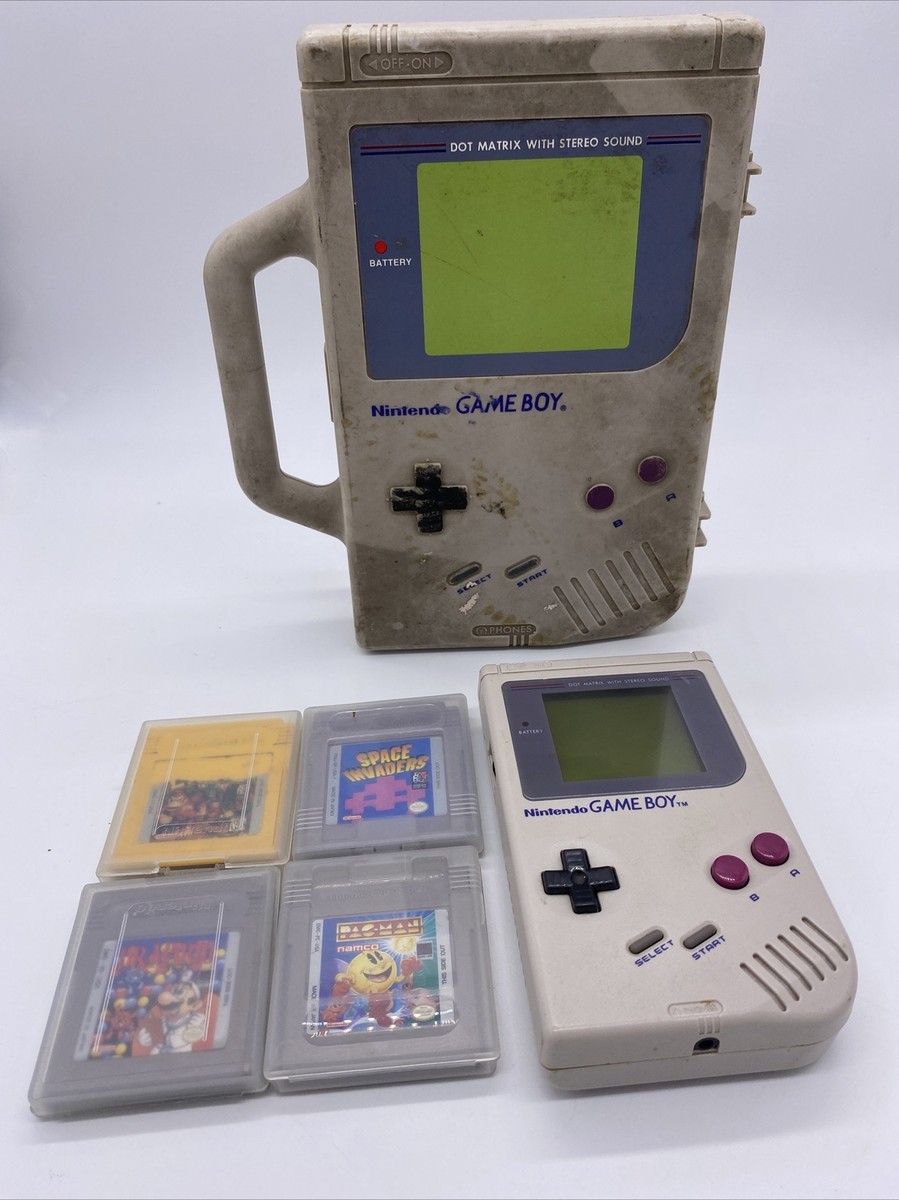 Nintendo Game boy Original DMG-01 Bundle With Case And 4 Nintendo Game boy Original DMG-01 Bundle With Case And 4