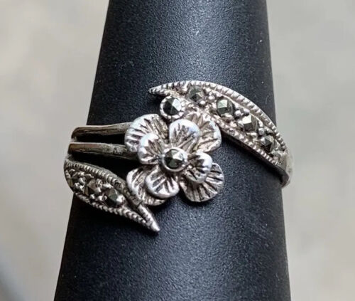 Sterling Silver Marcasite Flower Ring Size 7.5 Da… - image 1