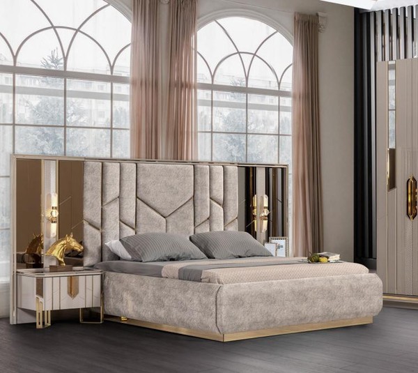 Schlafzimmer Doppelbett Garnitur Bett Nachttische 3Tlg Beige Luxus-image