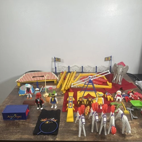 VINTAGE PLAYMOBIL FIGURE LOT! Circus Accessories! Animals! Magician!