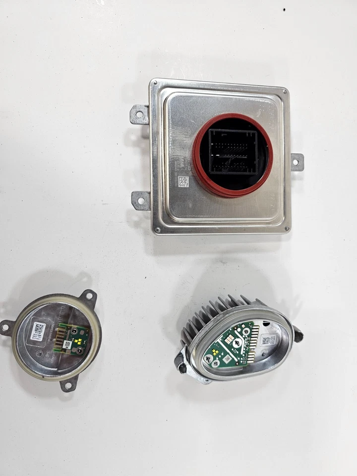 19 - 23 Genuine BMW X5 X6 G05 G06 Laser Headlight Module Set LEFT DRIVERS - Image 2 of 4