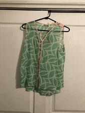 Green peach and white dressy button front sleeveless blouse NWT Annabella Small 