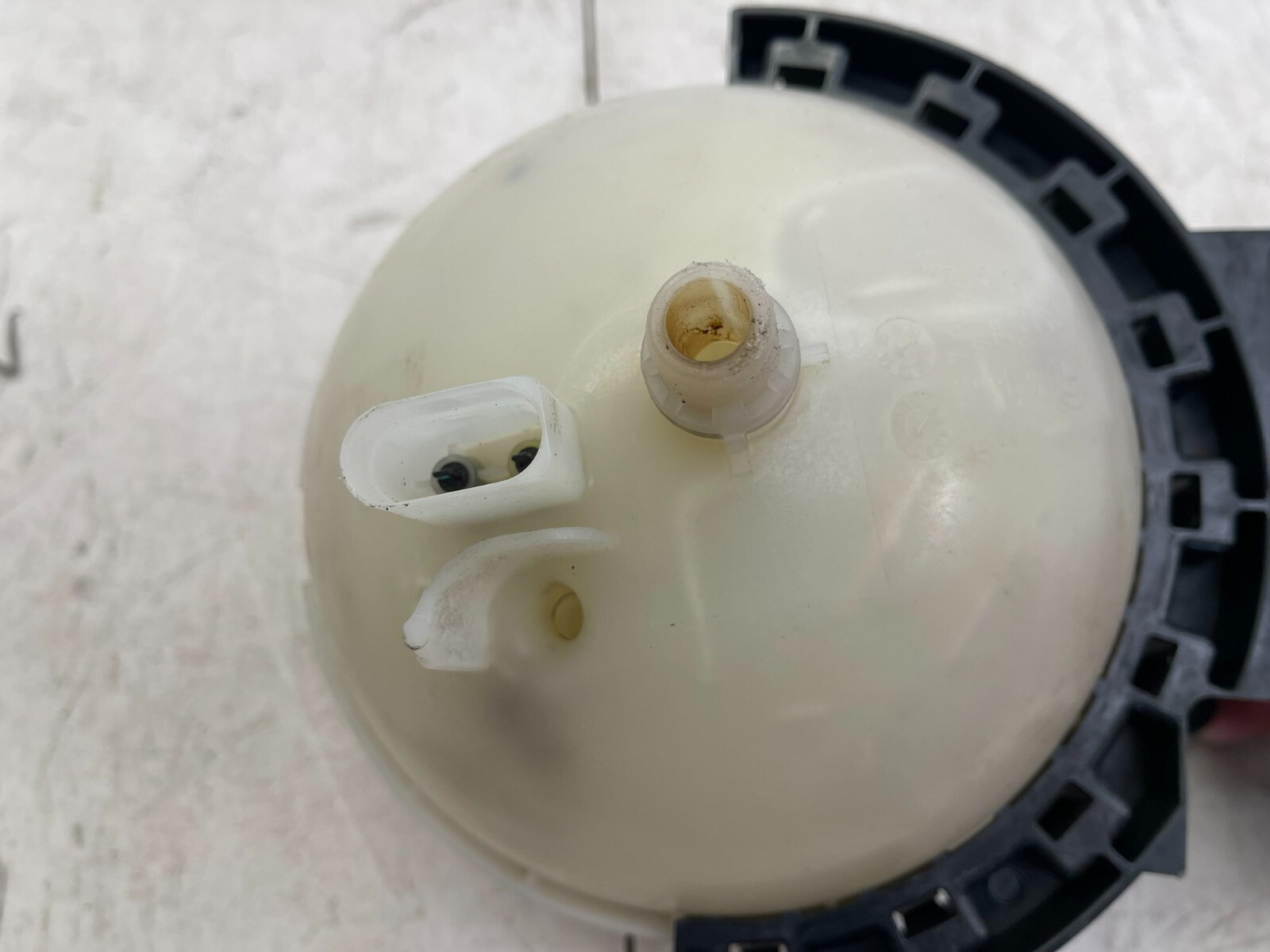 BMW i8 2014-2019 Coolant reservoir