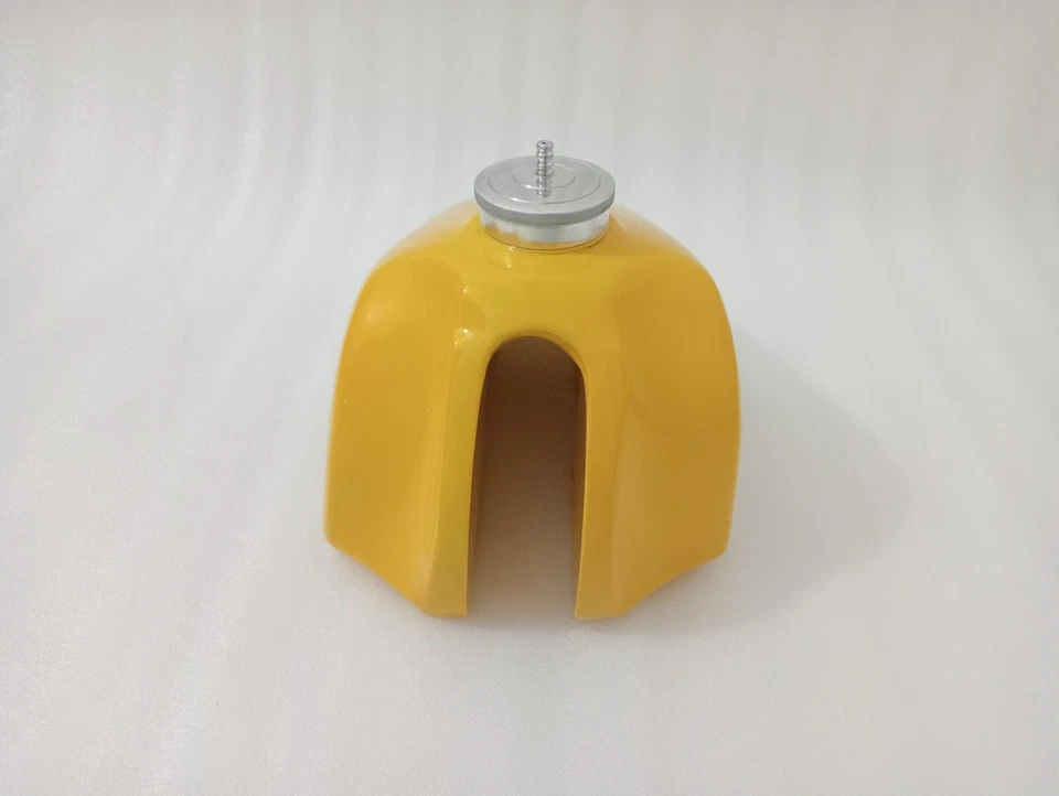 Suzuki RM250 RM250 C2 1978 1/2 Aluminium Yellow Paint Fuel Petrol Gas Tank + Cap - Imagem 3 de 4