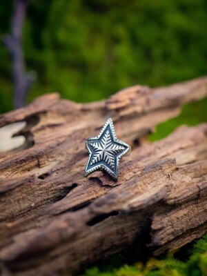 NIGHT WORKS New York Girl American Retro Motorcycle Large Five Star Shaped Ring