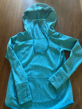 Athleta Hoodie XS Sweatshirt Cozy Sky Blue Pockets Adjustable Hood Thumbholes