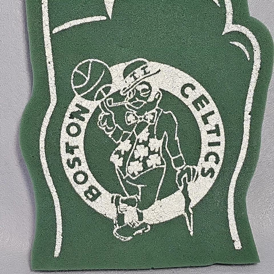 De colección 1984 Boston Celtics espuma dedo recuerdo medidas 18" x 8" usado Foto 4 de 4