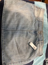 BRAND NEW WITH TAGS OLD NAVY DENIM WOMANS SKIRT SIZE 10
