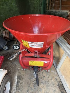 Tractor Mounted Fertiliser Spreader