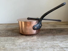 Williams Sonoma French Hammered Copper Pan with Lollipop Lid - 14cm - 3mm