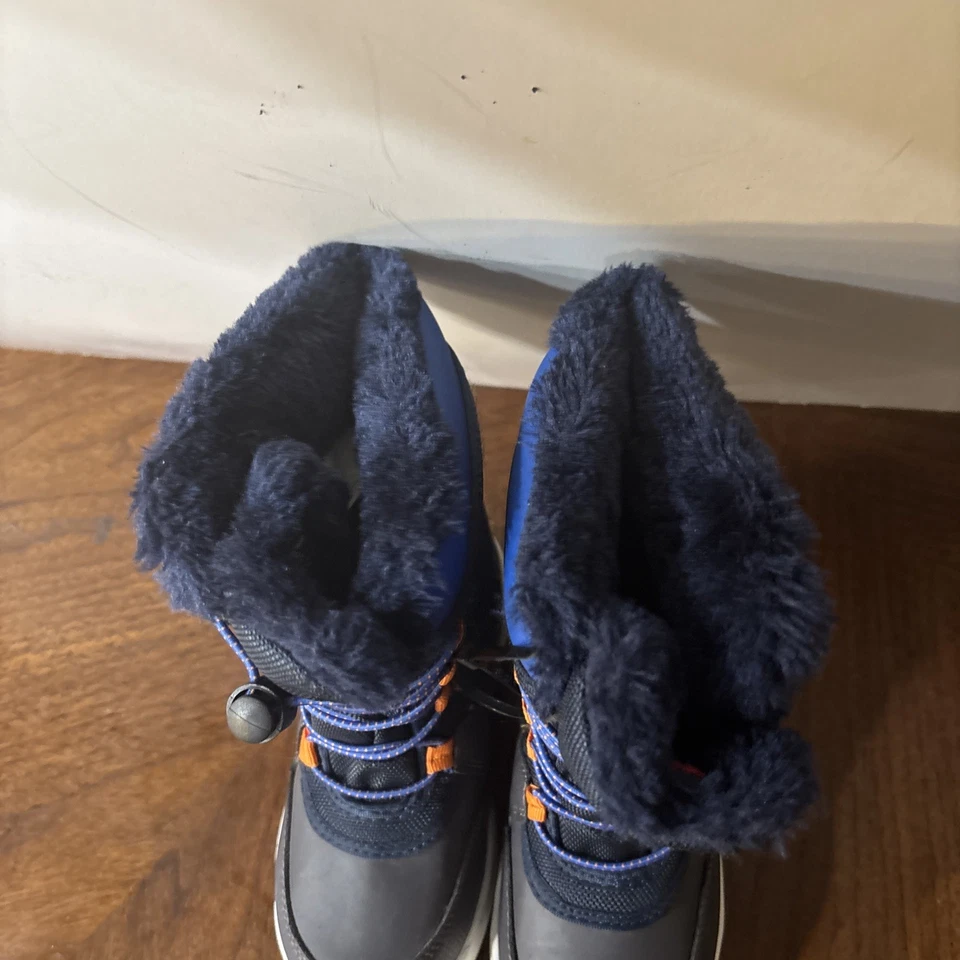 Botas de Nieve Niño Pequeño Talla 11 Impermeables Niños 200g Thinsulate Excelente Estado Foto 2 de 4