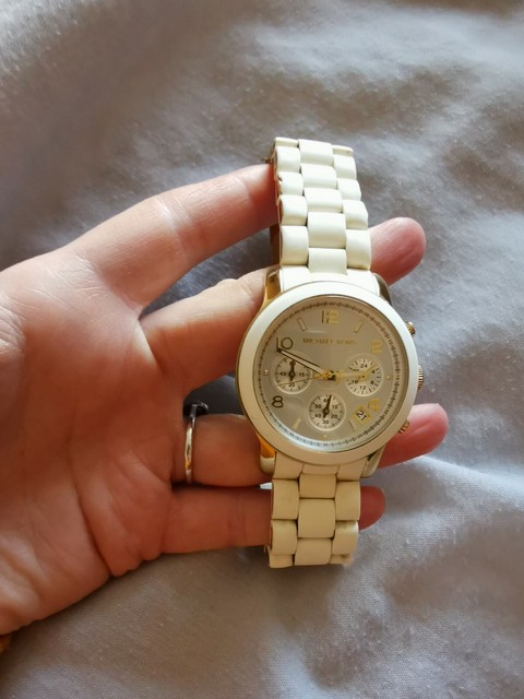 michael kors smartwatch white