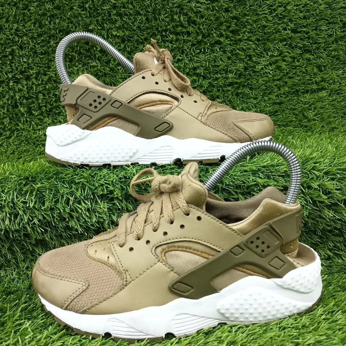 Khaki trainers size best sale 4