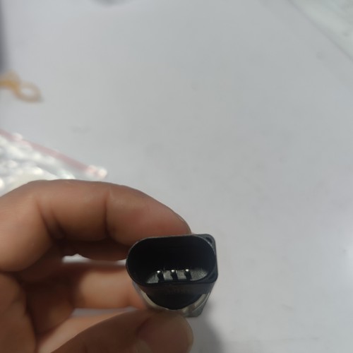 Pressostato Climatizzatore Per Volkswagen VW Golf VII Audi A3 A4 A5 A6 - Foto 2 di 4