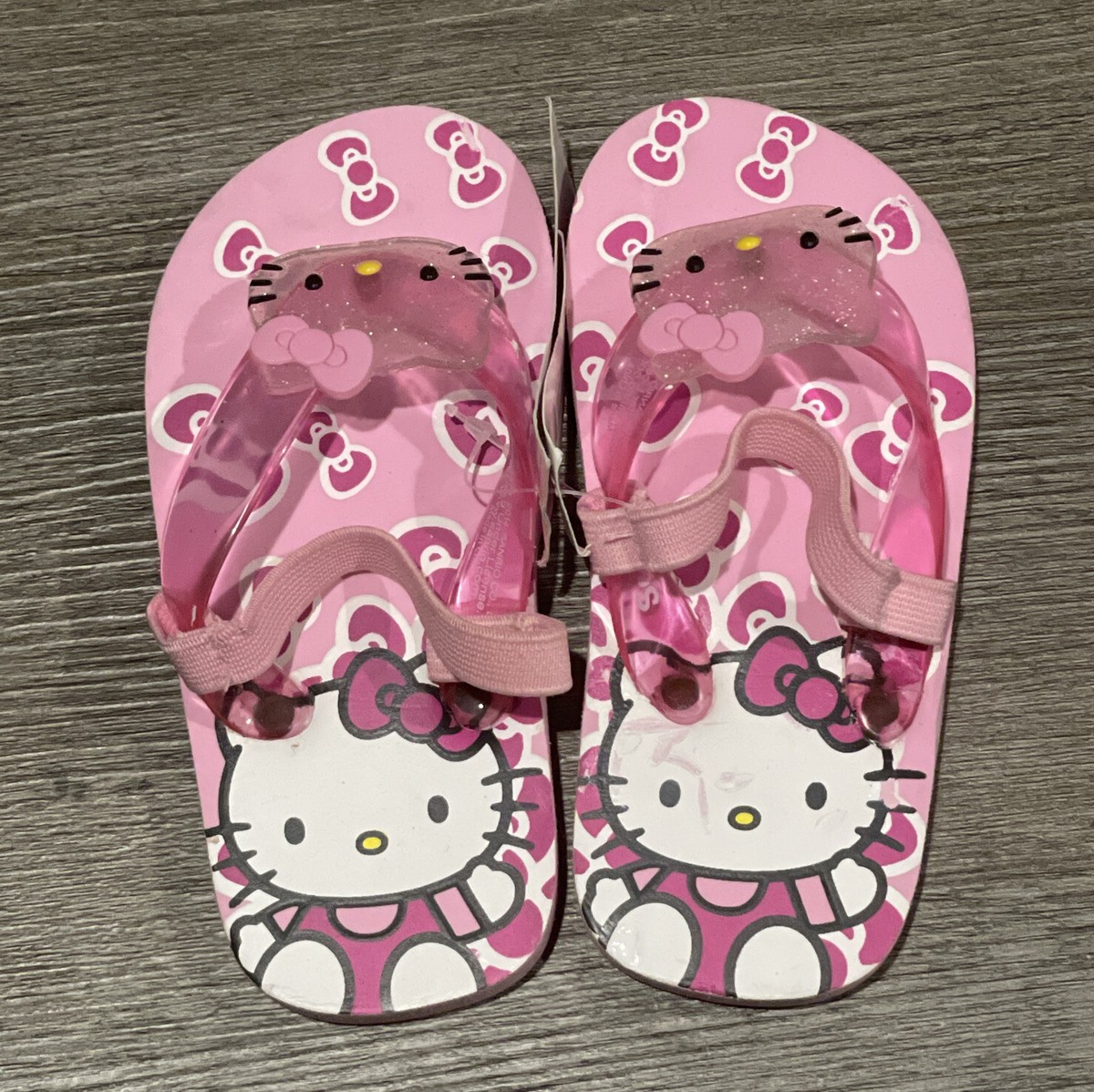NWT Sanrio Hello Kitty Light Pink Face Slipper Sandals Size