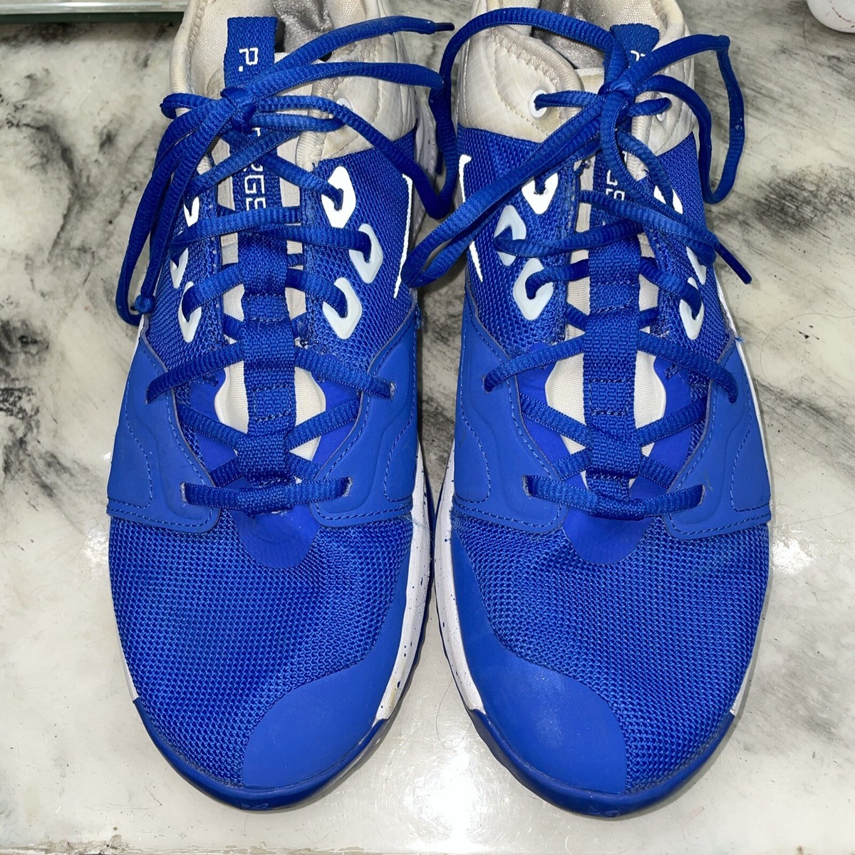 women's royal blue basketball shoes