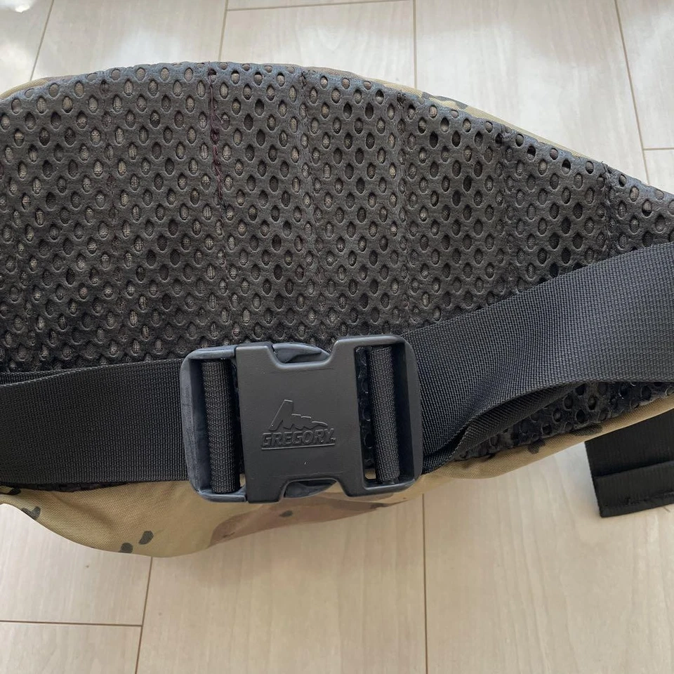 Bolso Corporal Gregory Chocolate Chip Camuflado Edición Limitada Modelo Raro Hombres VHTF Bolso Pre Foto 3 de 4