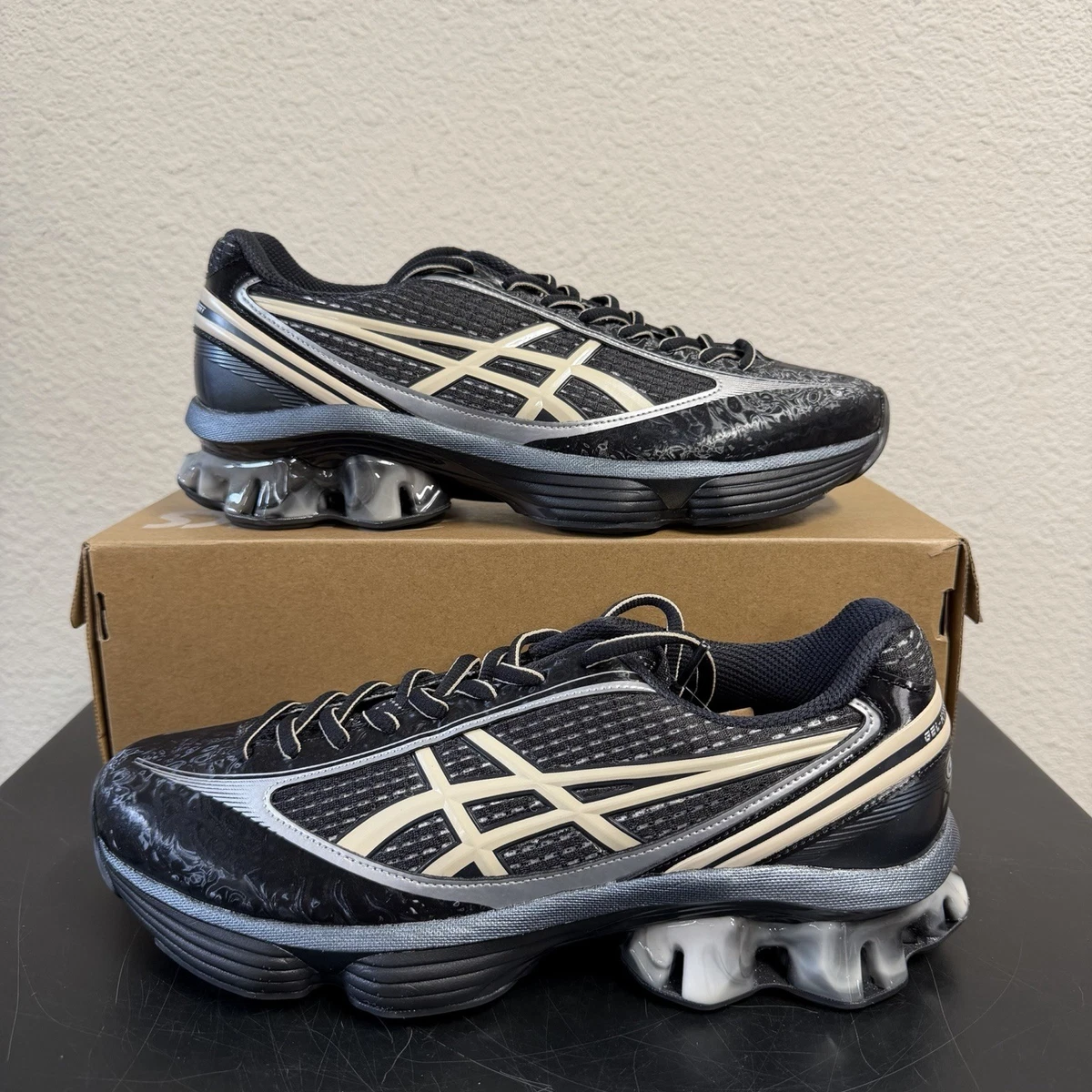 Kiko Kostadinov x ASICS US6-S Gel Kinetic Fluent Black  display picture 2