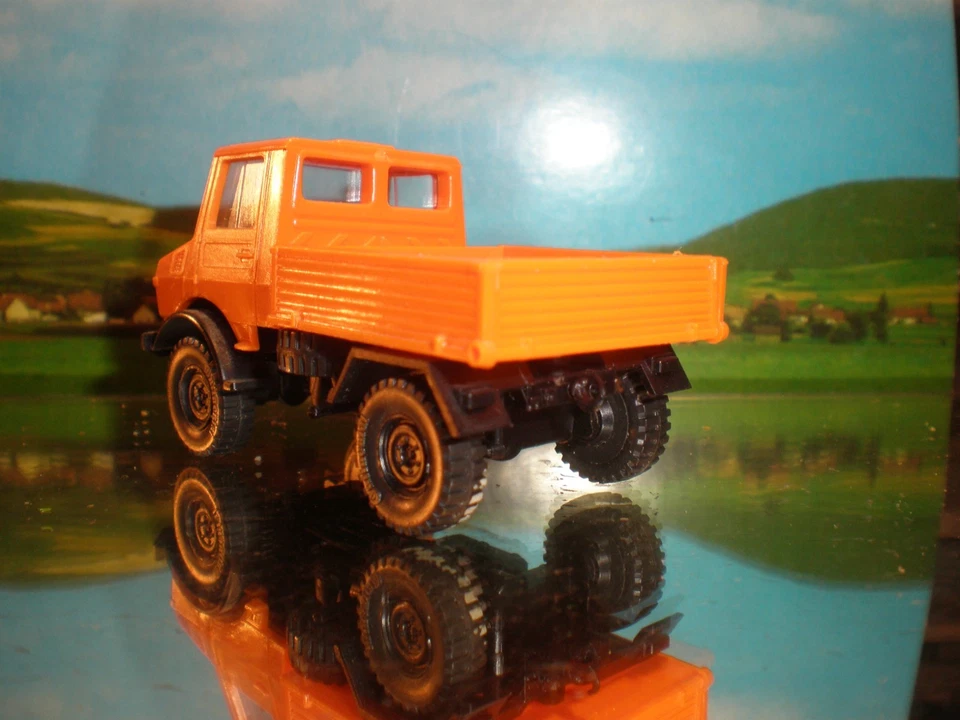 Roco # 1496 # Unimog U 1300 L 2t 4x4  Kommunal # BW/Nato/StOV/Kommunal # 1:87 - Bild 3 von 4
