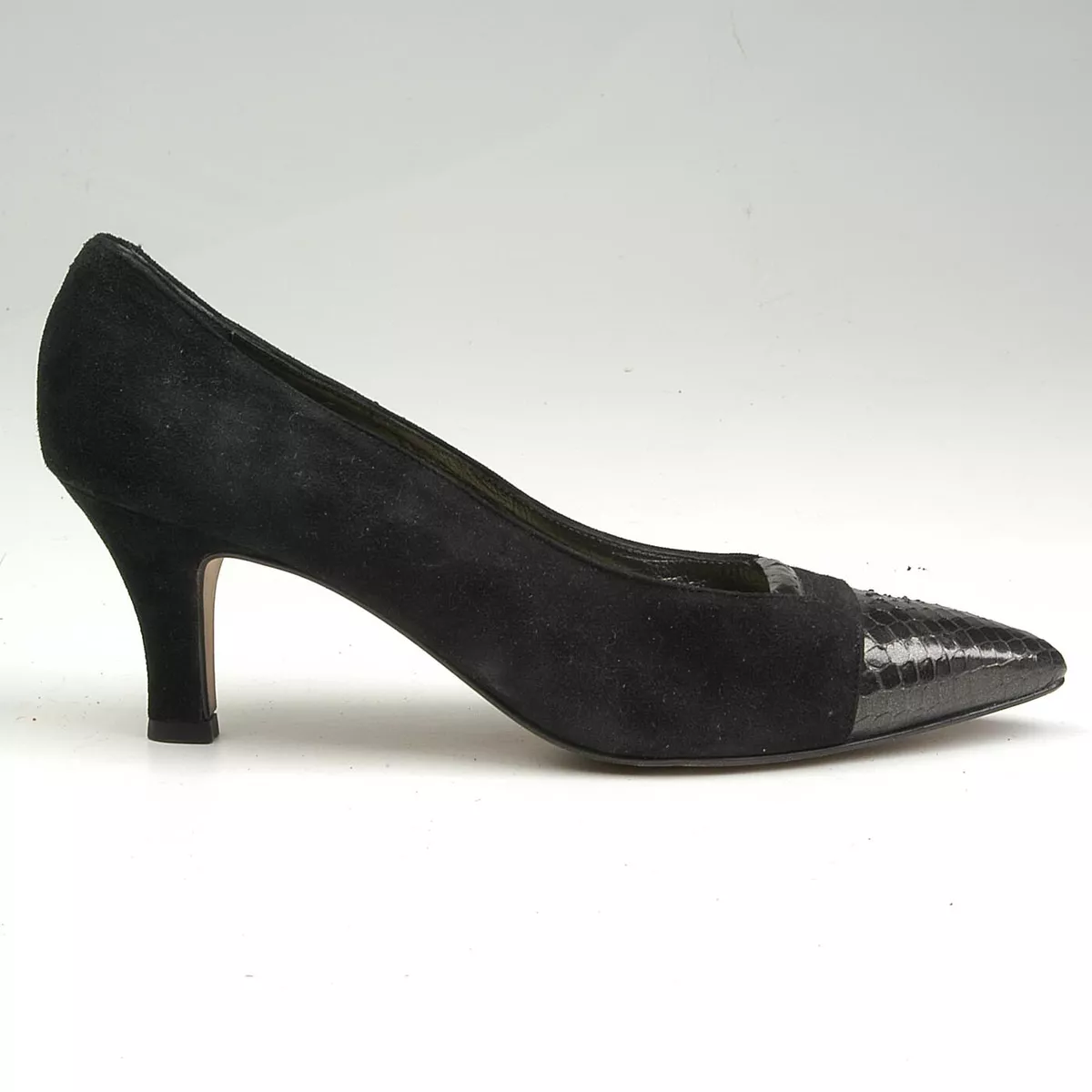 90s top kitten heels