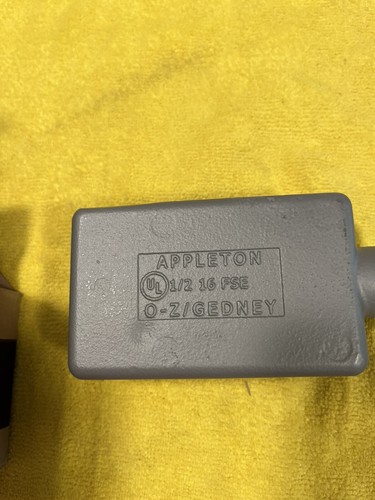 Appleton FS-1-50 FS Device Box, 1-Gang, Dead-End, Type: FS, 1/2", Malleable Iron - Picture 4 of 6