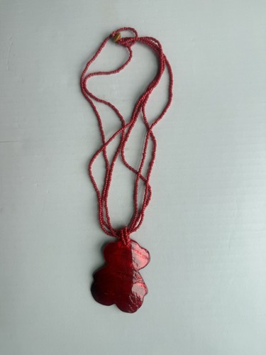 Stunning Red Shell Pendant 18” Necklace Boho Beaded Necklace !!! - Picture 1 of 5