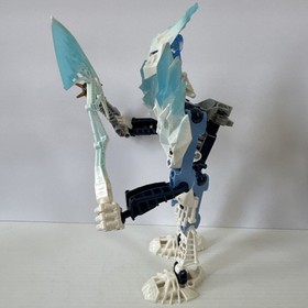 LEGO BIONICLE Strakk 8982 Vorox 8983 LOT OF 2