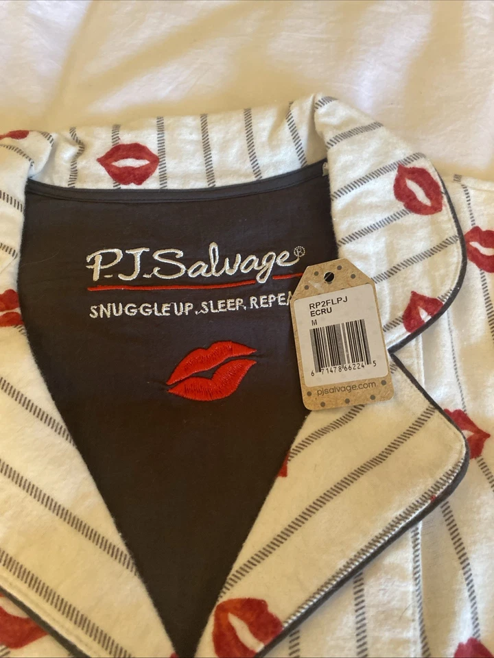 Womens PJ Salvage Lightweight Flannel Pajamas Gray Stripe With Red Lips, Size M - Image 3 of 4