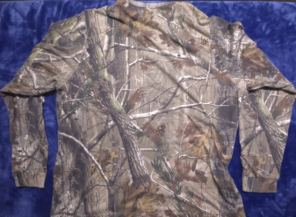 VTG Realtree Camo Long Sleeve Henley Shirt Men’s 3XL (54–56) Hunting Outdoor - Image 3 of 3
