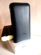 Cigar Cases: Ashton Three Finger 6"x3" Black, Smooth Calfskin Leather Cigar Case