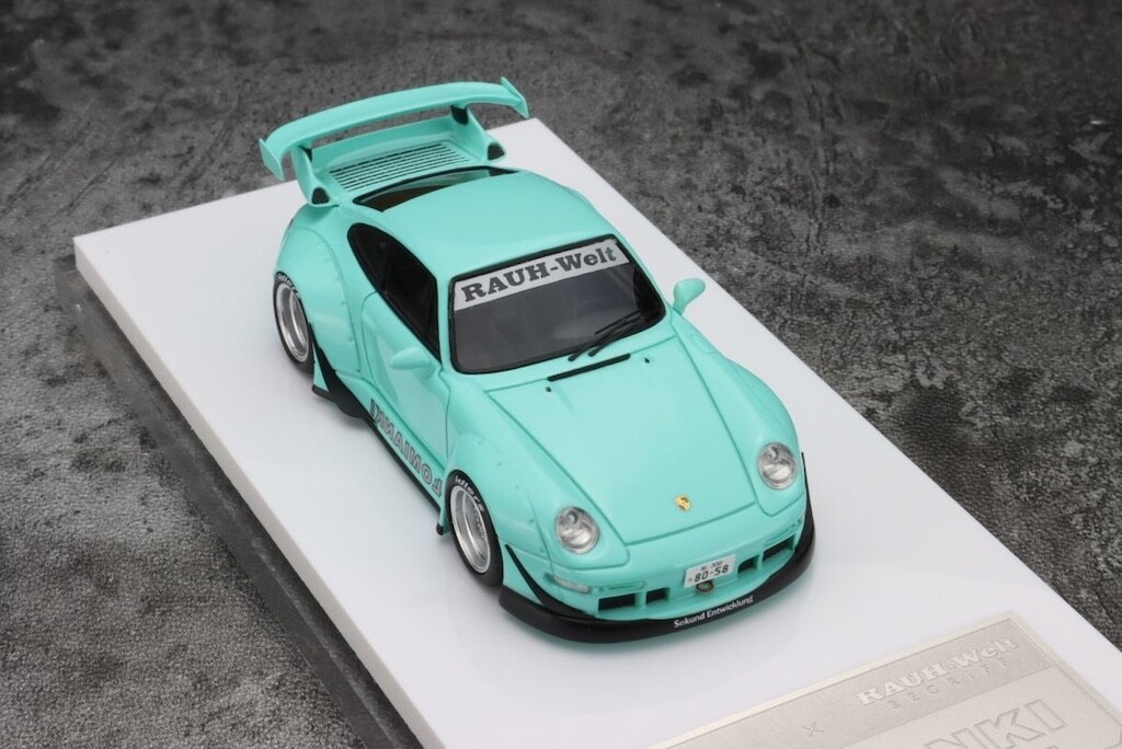 Fuelme 1:64 Mint RWB 993 Tomianki Racing Sports Model