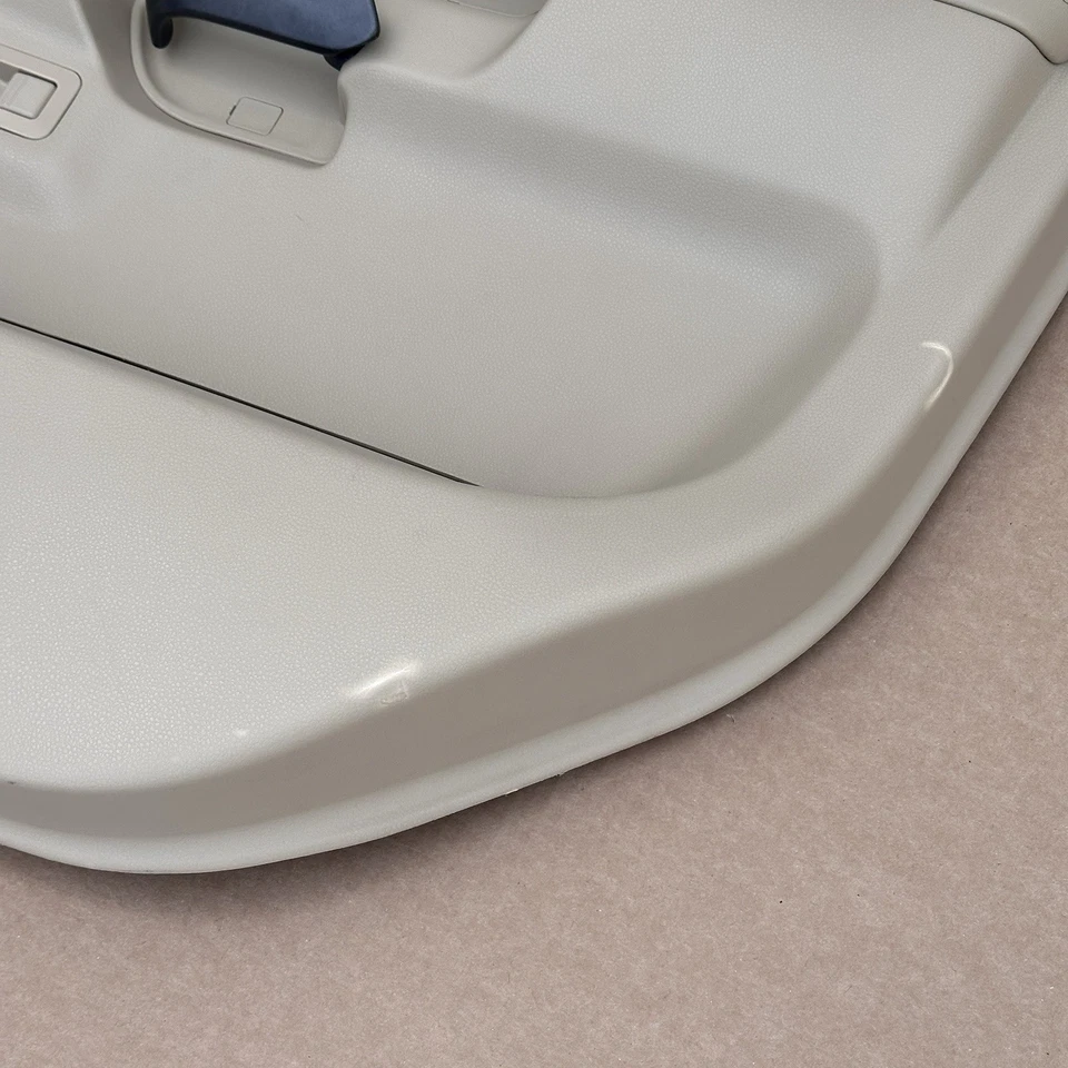 Painel interno da porta traseira Nissan Armada platina passageiro bege 2010-2014 fabricante de equipamento original - Imagem 4 de 4