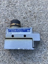 Honeywell BZE6-2RN 120V 15A Microswitch