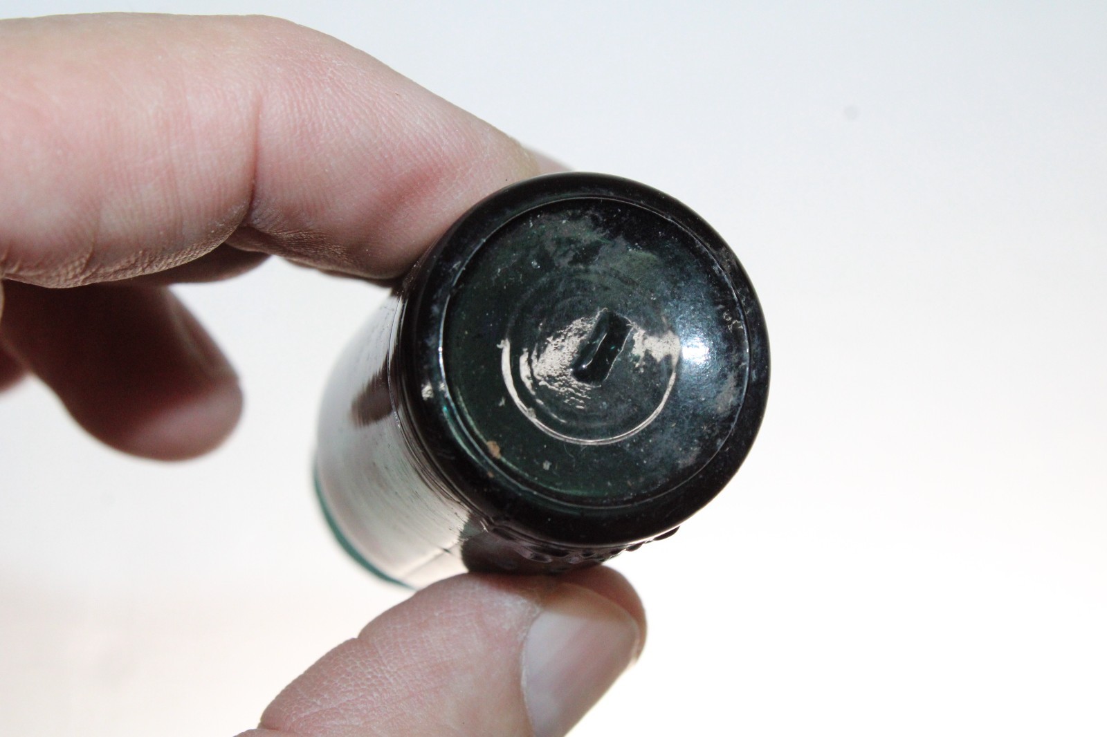 GREEN BROMO-SELTZER EMERSON DRUG CO BALTIMORE MD 2 1/2'' ...